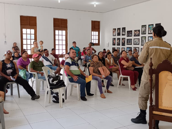 Carnaval de Cajazeiras: Secretaria Municipal de Cultura se reúne com barraqueiros e Corpo de Bombeiros
