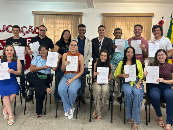 Prefeitura de Cajazeiras empossa novos servidores aprovados em concurso público