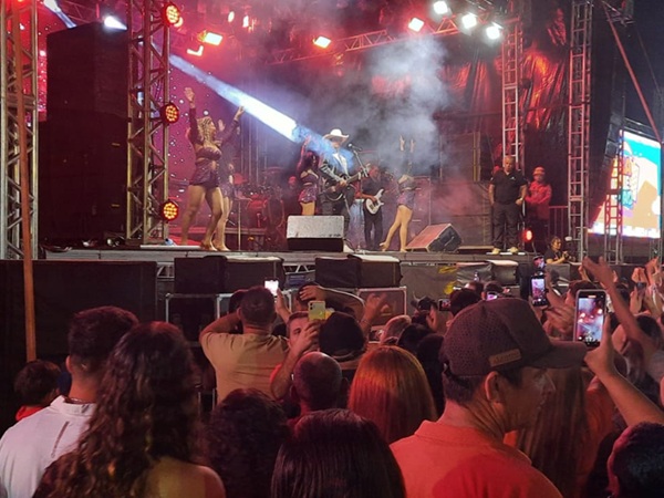 12 de junho: Vicente Nery faz show memorável no Xamegão Cultural; as outras atrações foram Cigano do Arrocha e Biguinho