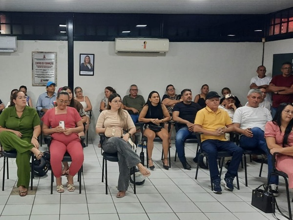EM REUNIÃO: Prefeitura apresenta local provisório para o Mercado Central e comerciantes aprovam com bastante entusiasmo