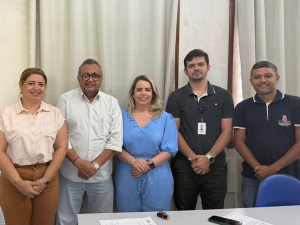 PROCON-CZ se reúne de forma institucional com a Procuradoria do Município