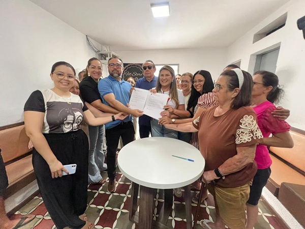 Prefeita Corrinha Delfino autoriza construção do Novo Mercado Público de Cajazeiras