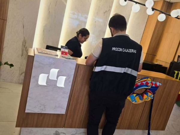 Procon do município orienta hotéis e pousadas sobre novas regras de hospedagem; veja o que muda