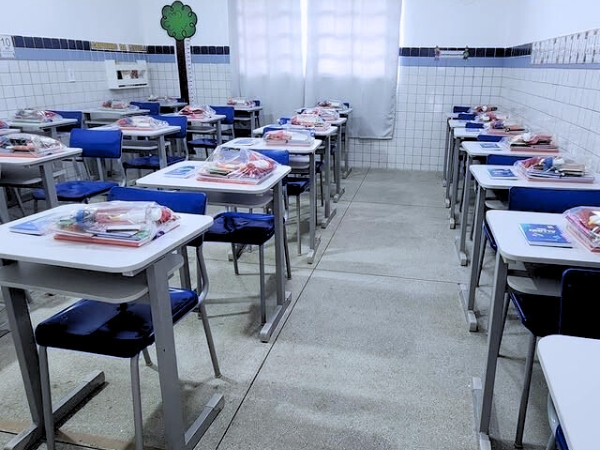 Ano letivo 2026 começa nesta segunda-feira(9) nas escolas e creches do município