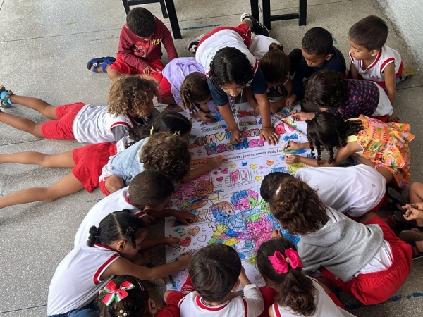 Escolas municipais realizam atividades voltadas à cultura de paz e enfrentamento à discriminação