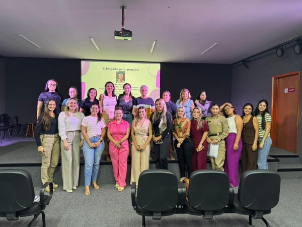 Formação promovida pelo Município e Estado reúne instituições e fortalece rede de proteção às mulheres