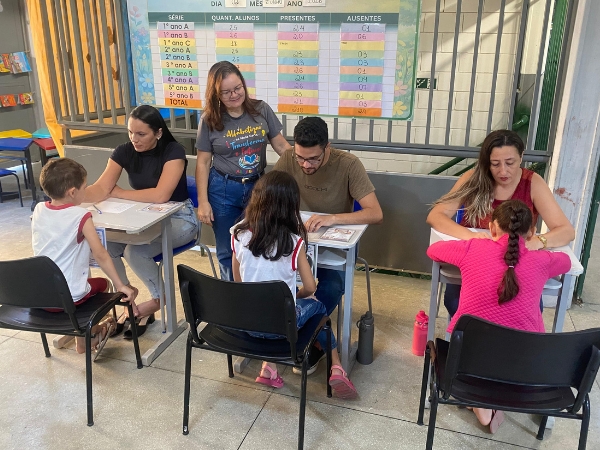 Secretaria de Educação promove encontro para fortalecer a alfabetização no município