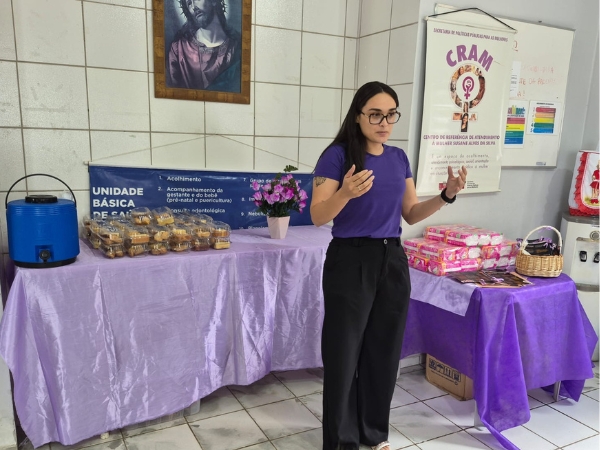 Agosto Lilás: Secretaria das Mulheres leva orientação sobre combate à violência contra as mulheres às comunidades